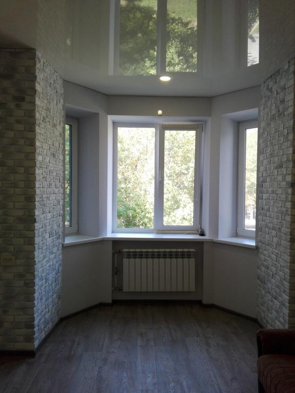 Apartment On Kryvorizhstal Street 35-24 Krivoy Rog Εξωτερικό φωτογραφία