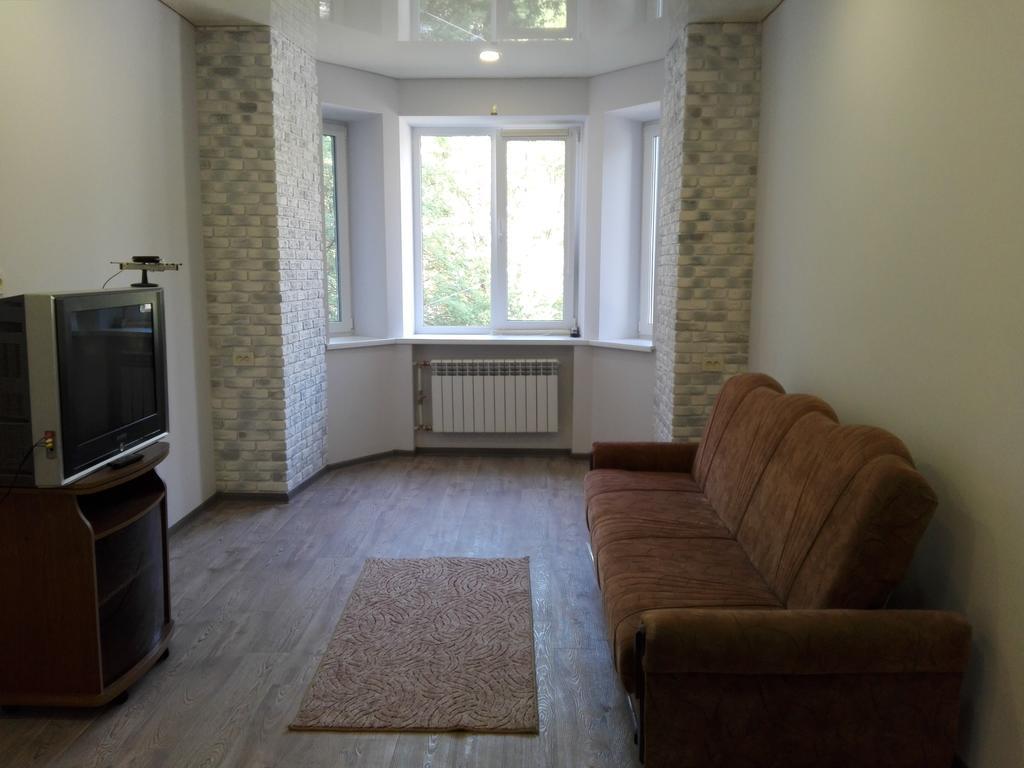 Apartment On Kryvorizhstal Street 35-24 Krivoy Rog Εξωτερικό φωτογραφία